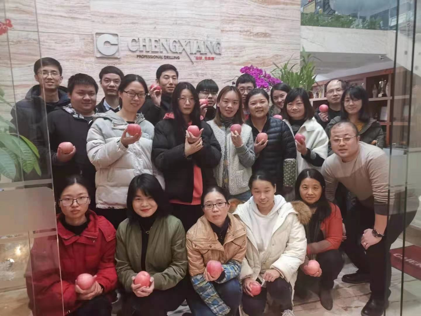 風勁帆滿圖新志，砥礪奮進正此時